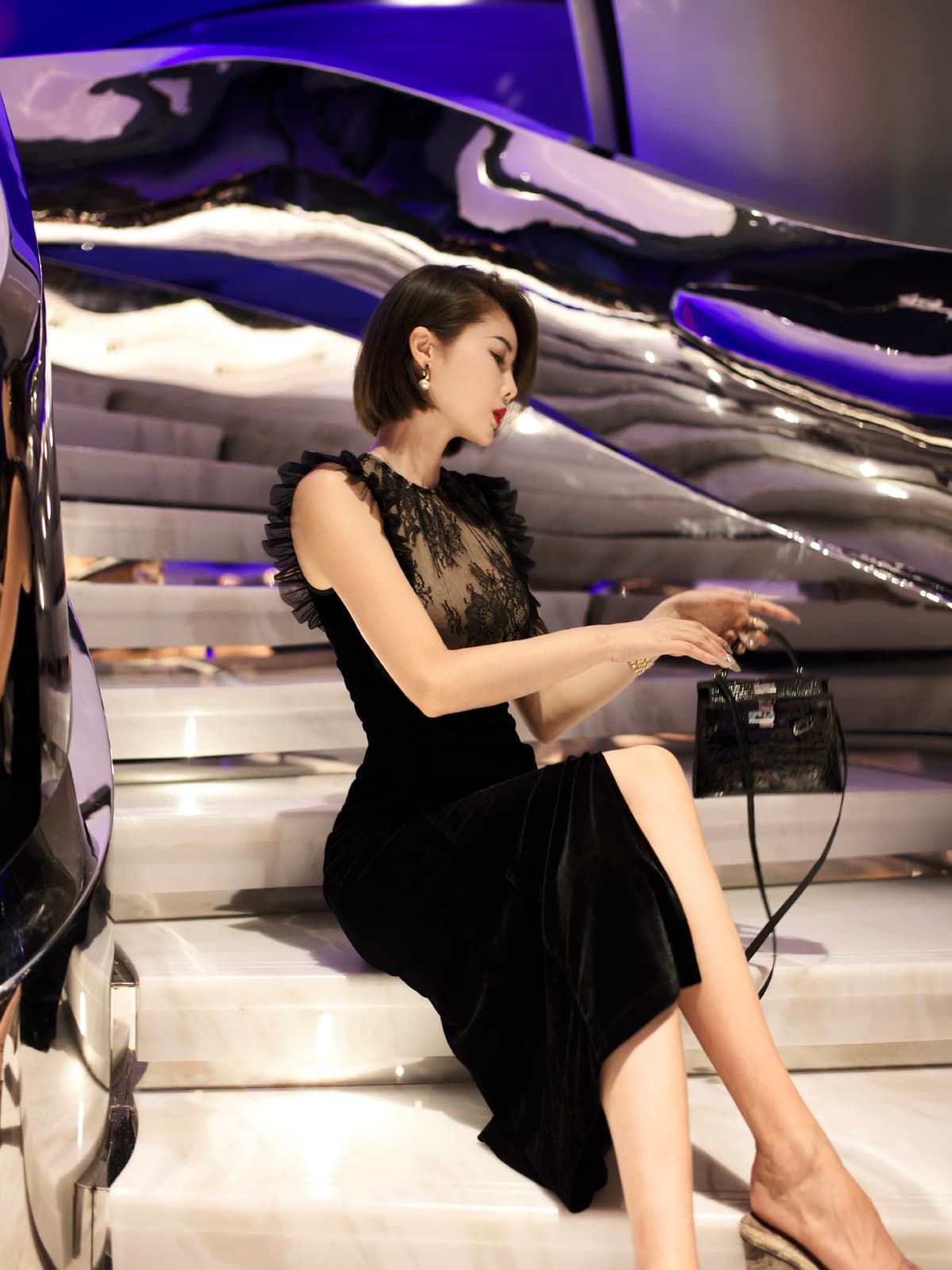 優美なレース切替スリットロングドレス