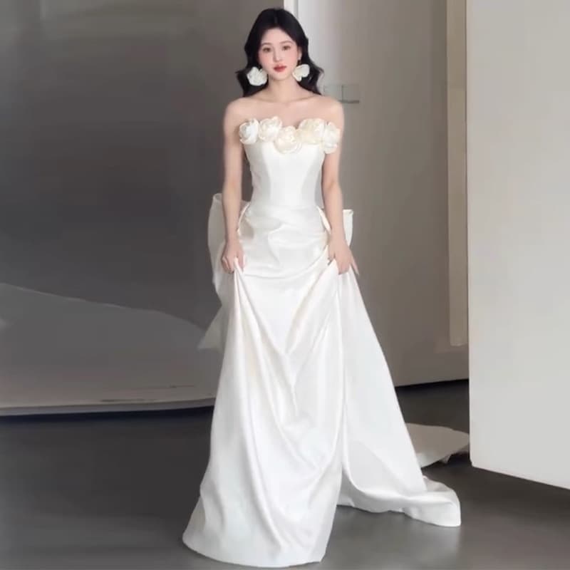 ロングドレス 薔薇モチーフ ウェディングドレス