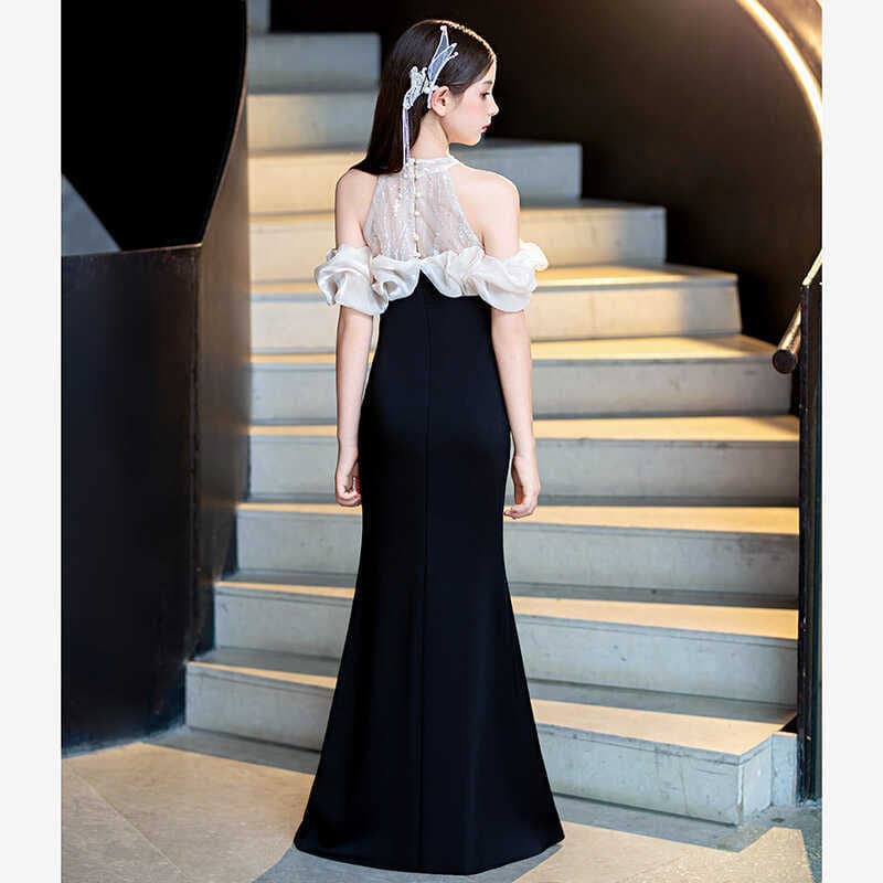 ロングドレス 花飾り付きホルターネックフリルドレス